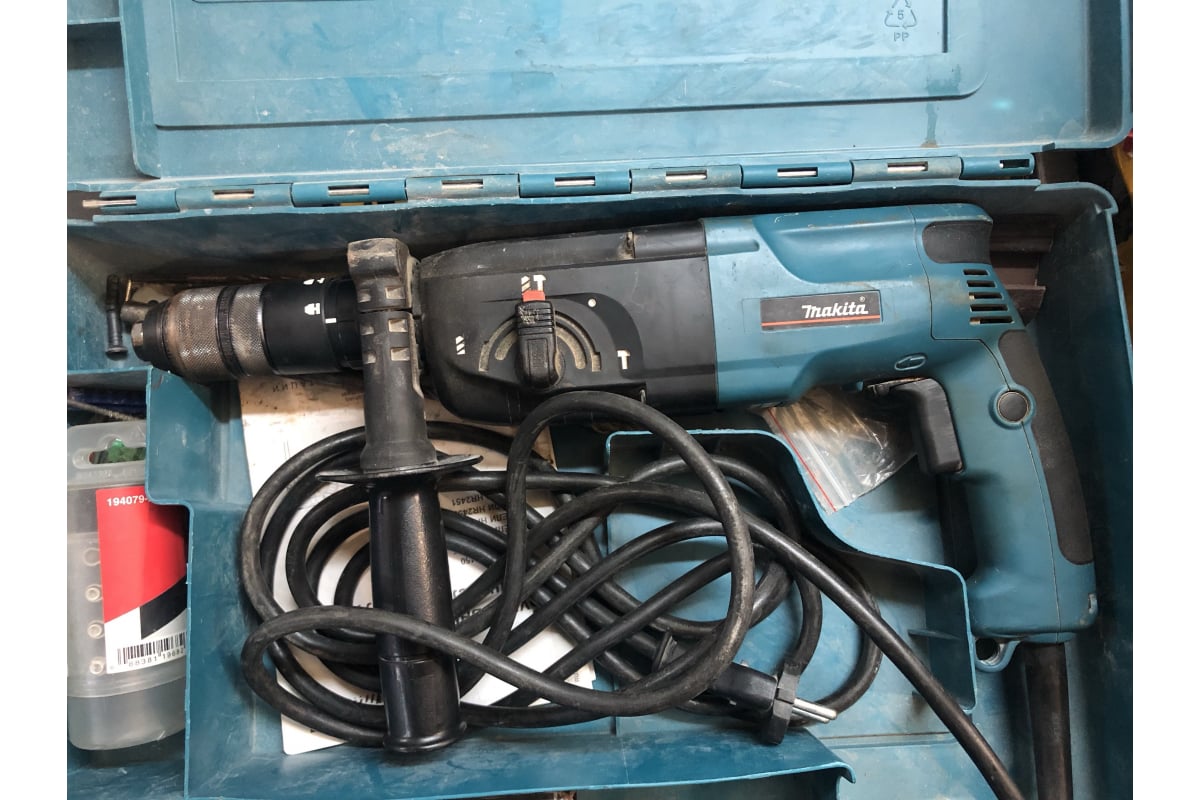Перфоратор Makita HR2470