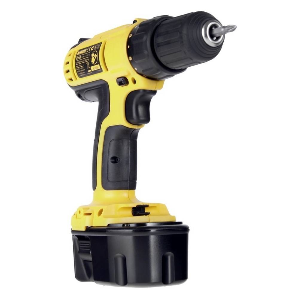 Шуруповерт аккумуляторный DeWalt DC733KAT