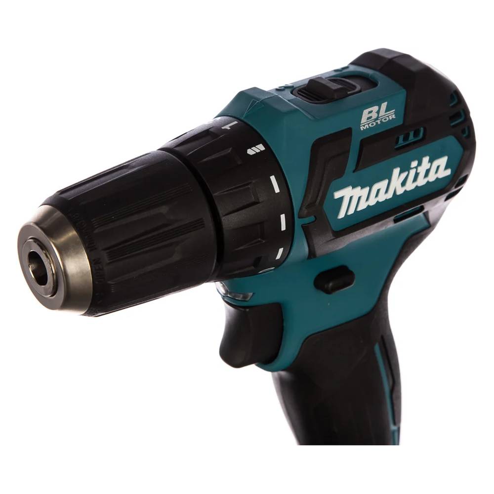 Шуруповерт аккумуляторный Makita DF332DWAE