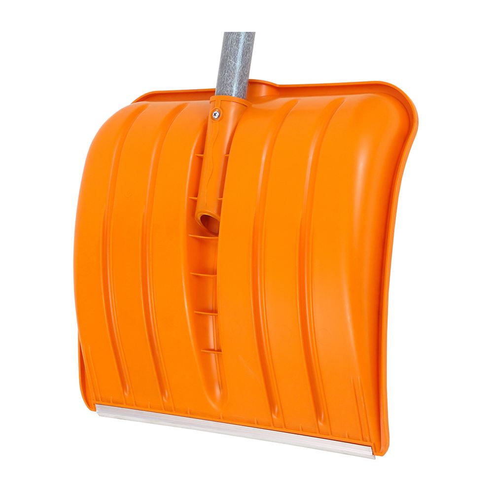 Лопата снеговая пластиковая Skif Pro со стеклопластиковым черенком