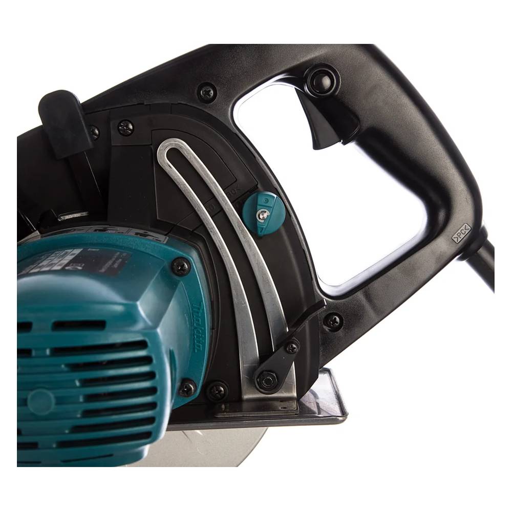 Пила дисковая электрическая Makita 4131