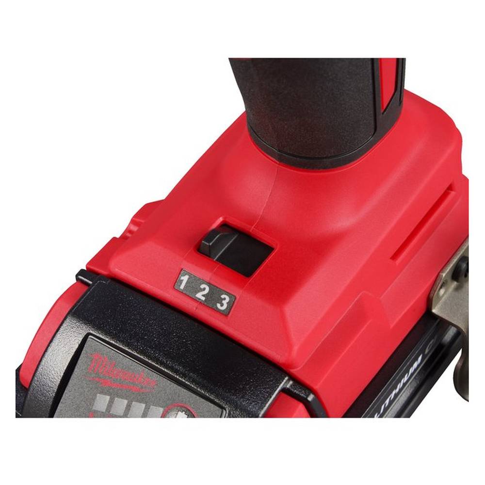 Винтовёрт аккумуляторный Milwaukee BLIDR-502X