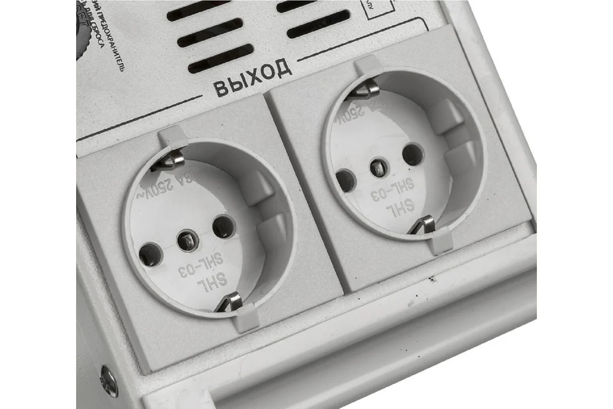 Стабилизатор напряжения серии LUX Ресанта АСН-1500Н/1-Ц