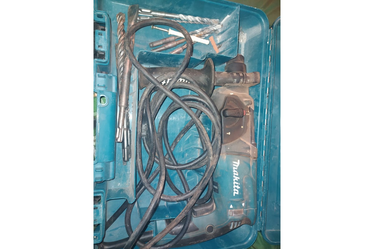 Перфоратор Makita HR2470