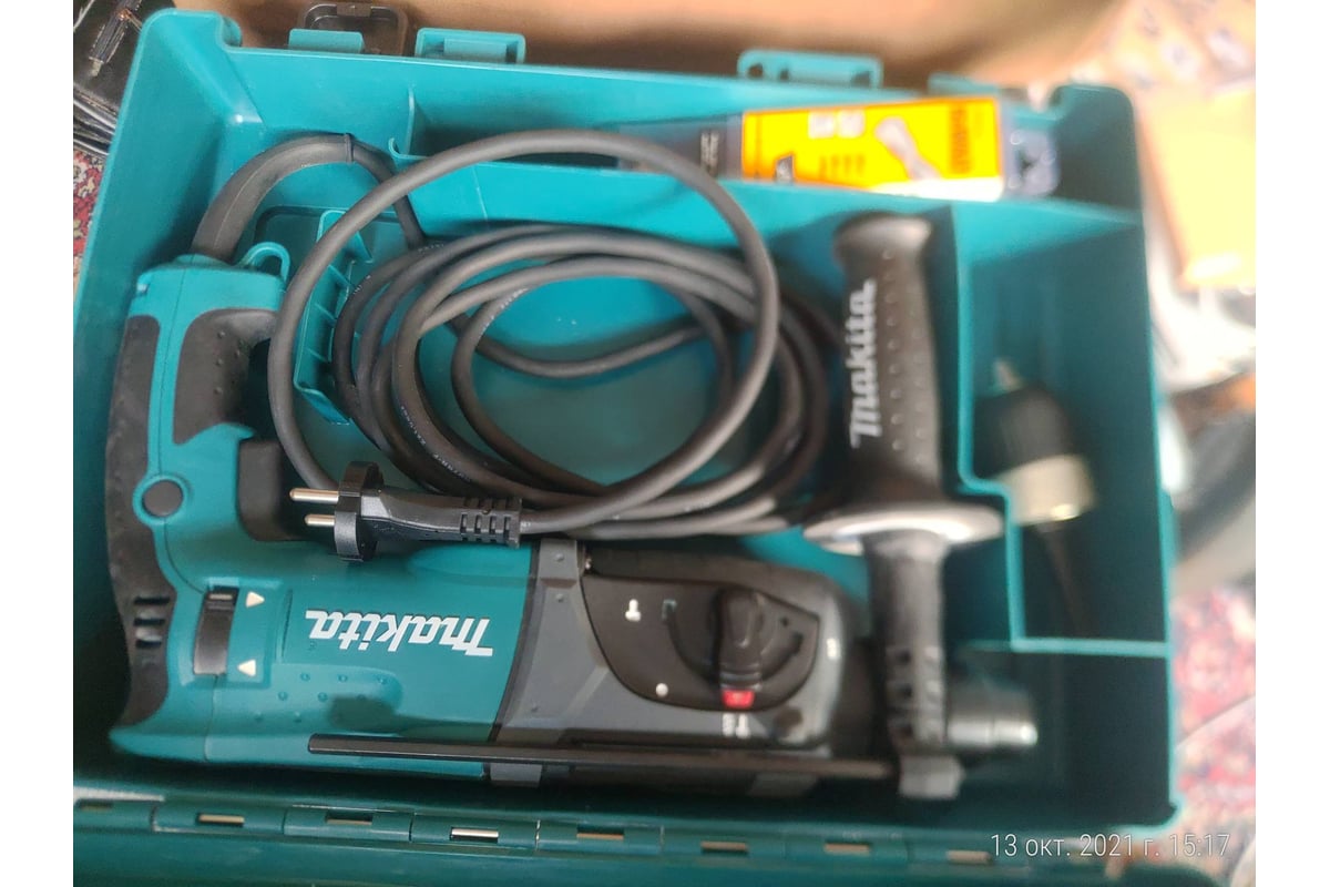Перфоратор Makita HR2470