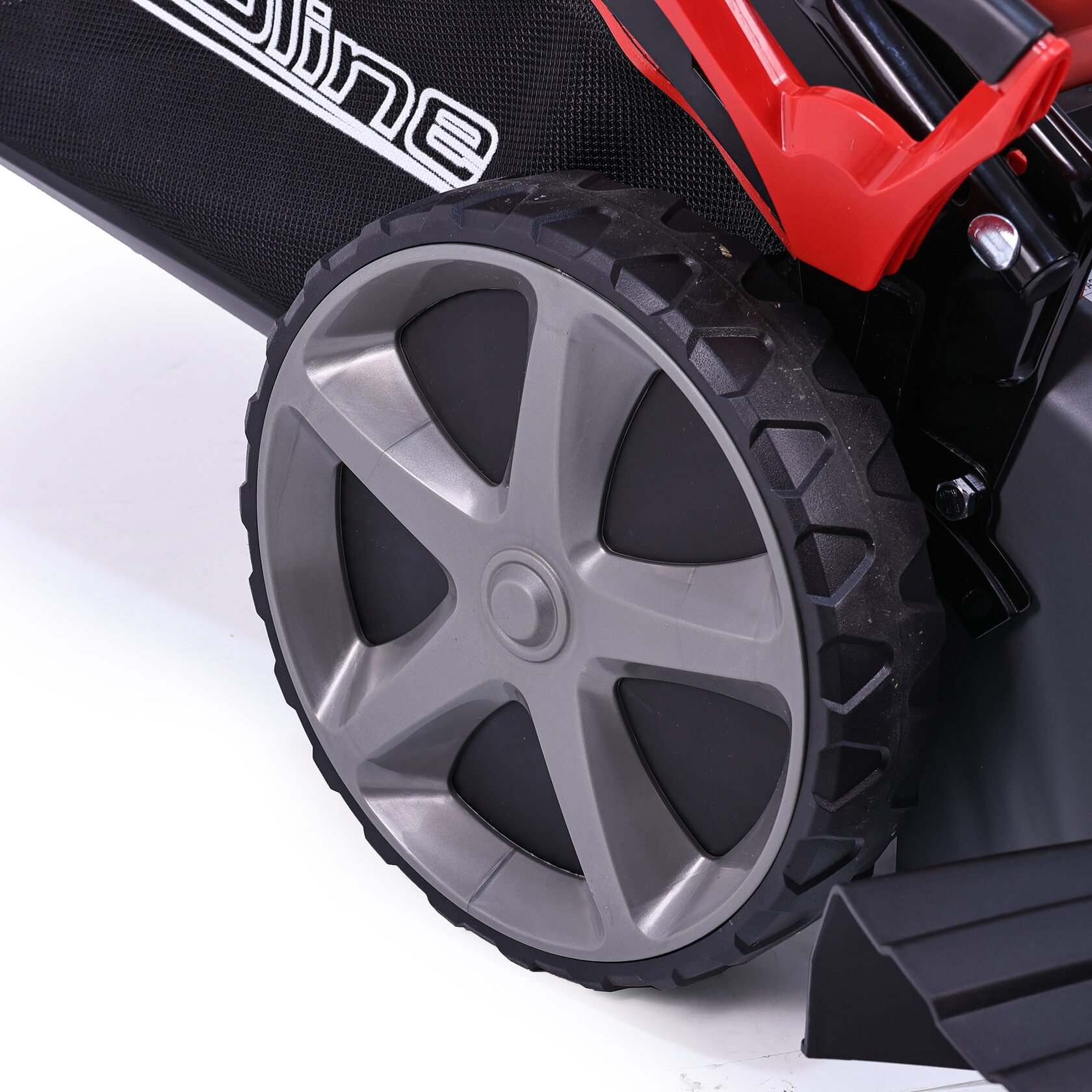 Газонокосилка бензиновая EVOline LMG 51 CVH TURN (с двигателем Honda)