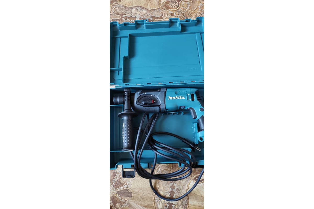 Перфоратор Makita HR2470