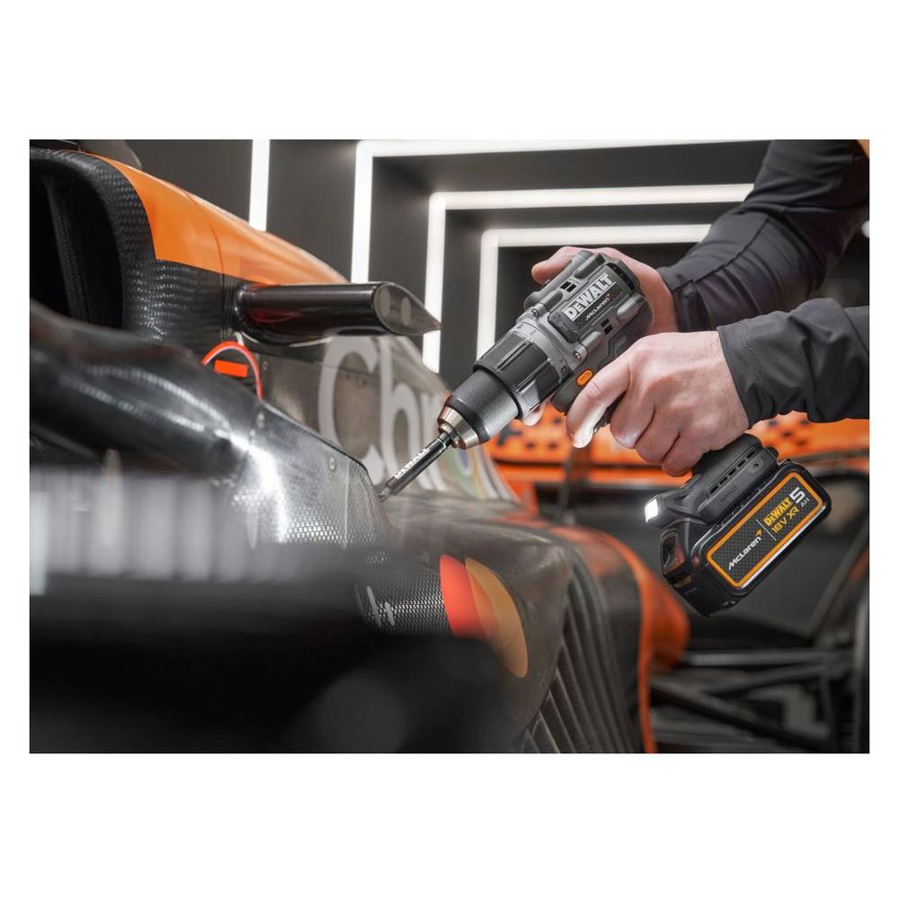 Шуруповерт аккумуляторный DeWalt Макларен лимитированная серия/McLaren Limited Edition DCD85MP2T (2 акк; з/у)