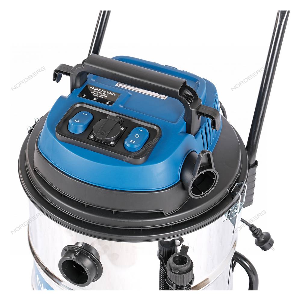 Пылесос двухтурбинный 80л 2400 Вт NV82