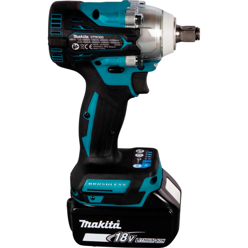 Гайковерт аккумуляторный ударный Makita DTW300RTJ
