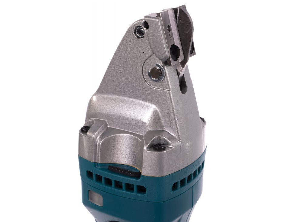 Ножницы аккумуляторные листовые Makita DJS161Z (без акк, без з/у)