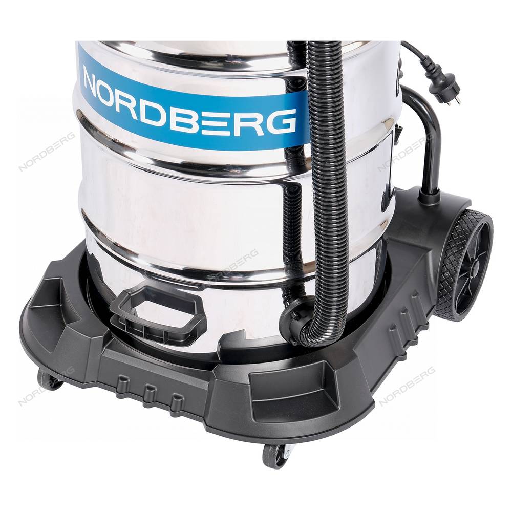 Пылесос двухтурбинный 80л 2400 Вт NV82