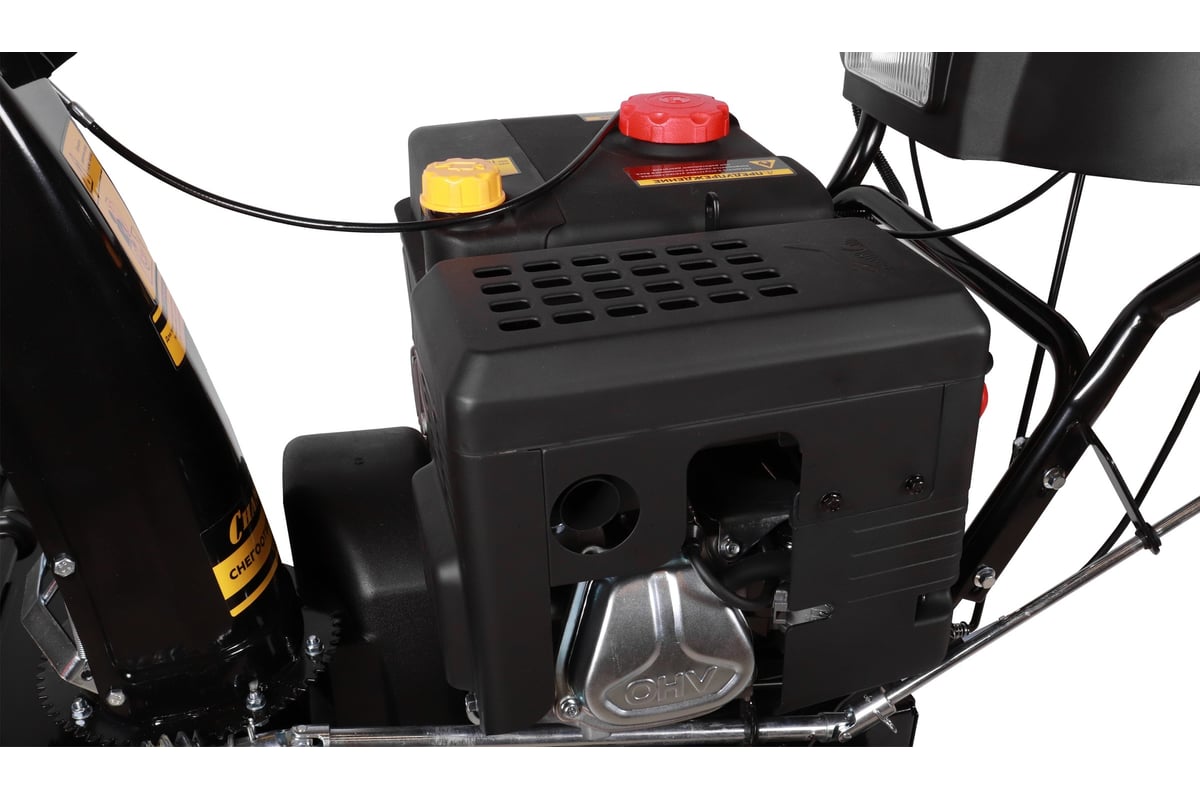 Снегоуборщик бензиновый CHAMPION ST1171E