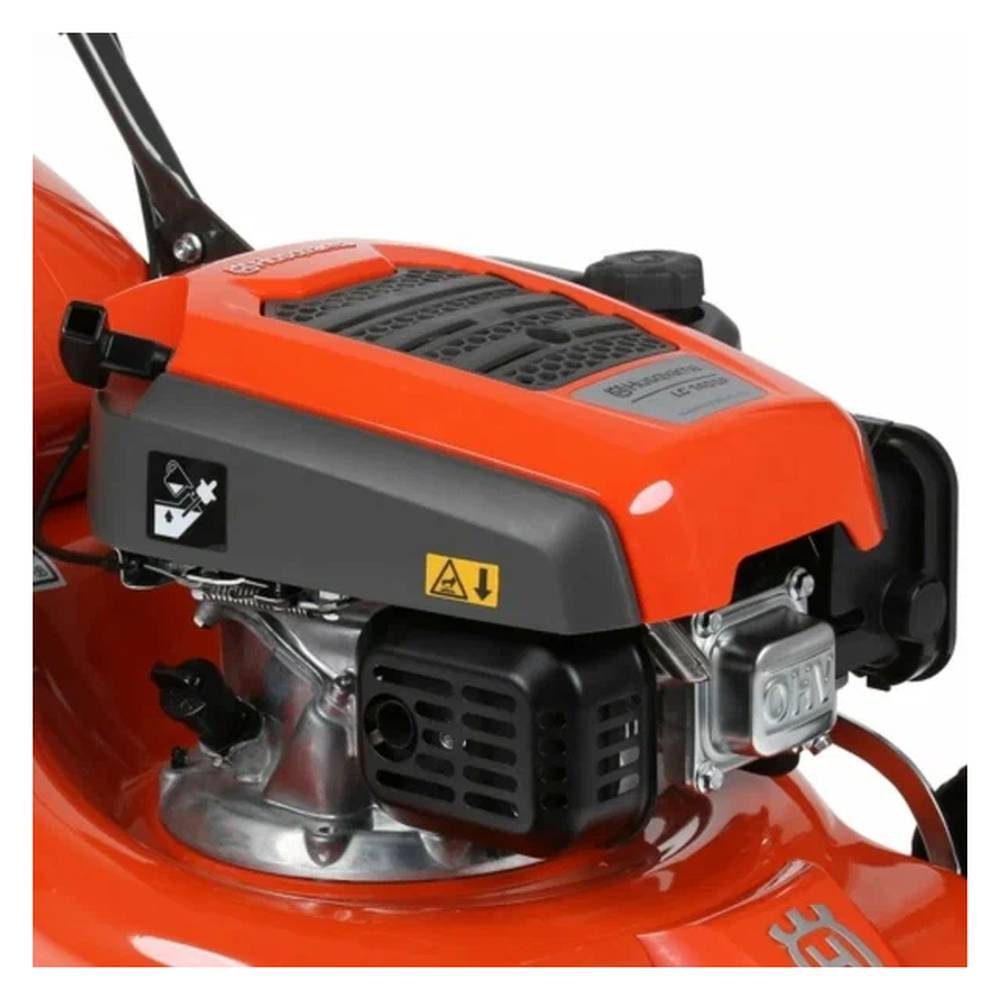 Газонокосилка бензиновая Husqvarna LC 140SP