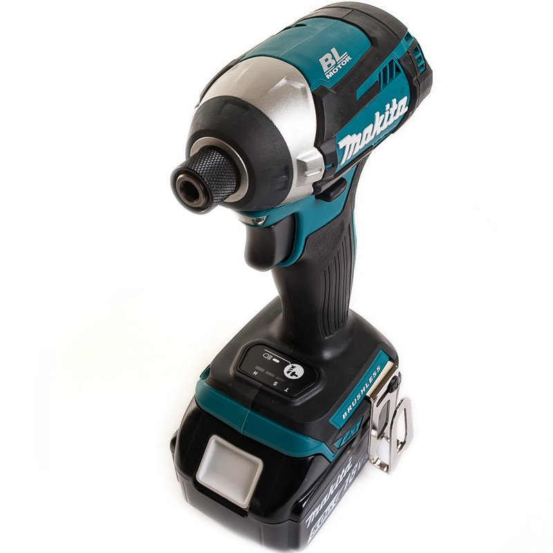Шуруповерт аккумуляторный ударный Makita DTD153RFE