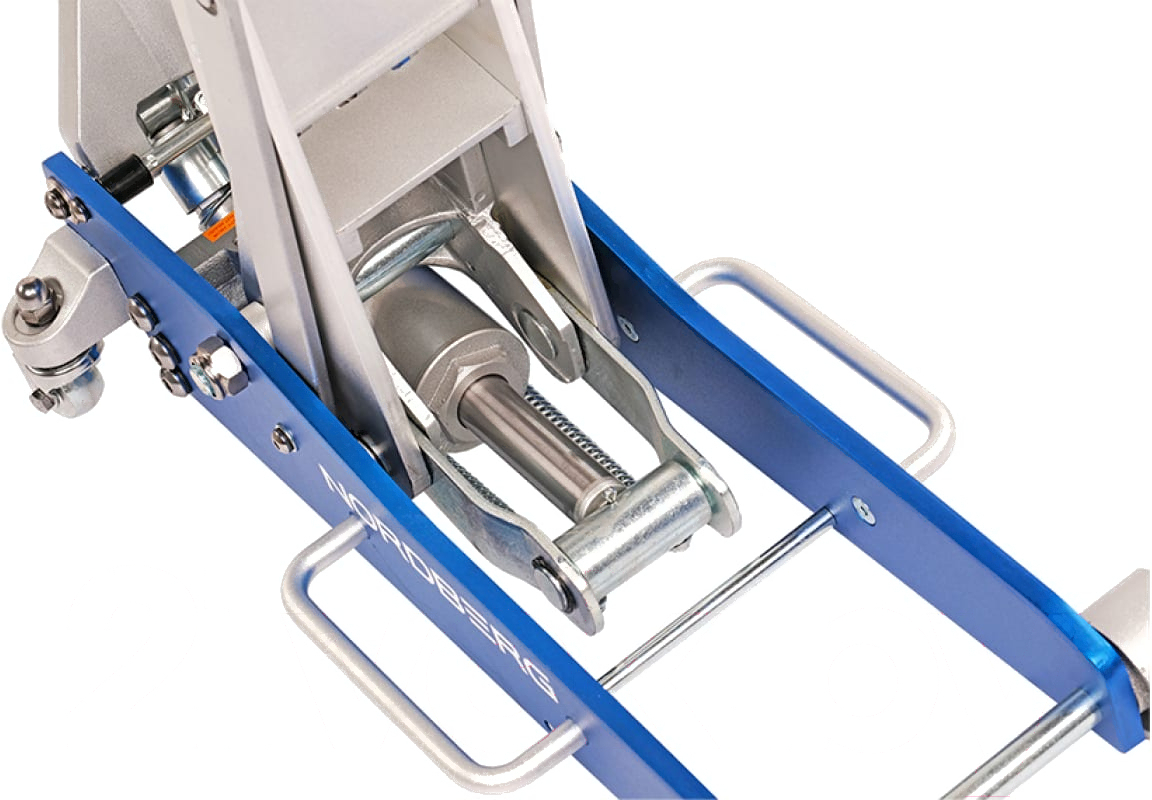 Домкрат подкатной алюминиевый, 3 т NORDBERG N32030N