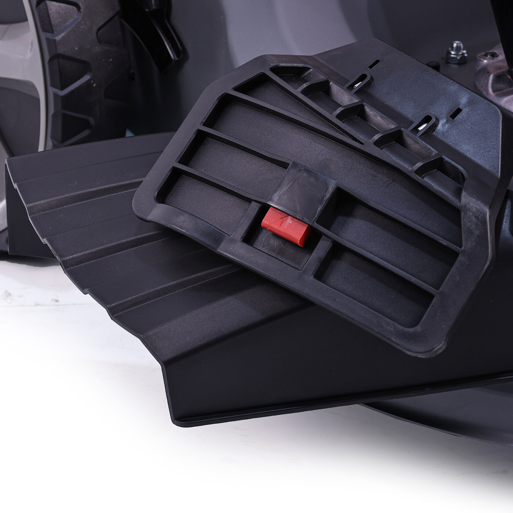 Газонокосилка бензиновая EVOline LMG 51 CVH TURN (с двигателем Honda)