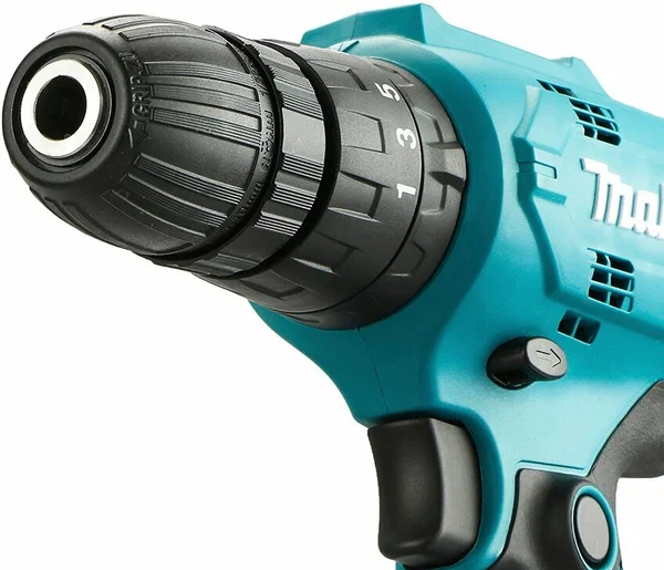 Шуруповерт электрический Makita HP0300