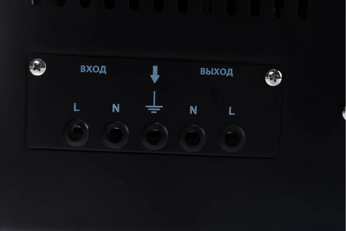 Стабилизатор напряжения Ресанта АСН-12000/1-ЭМ