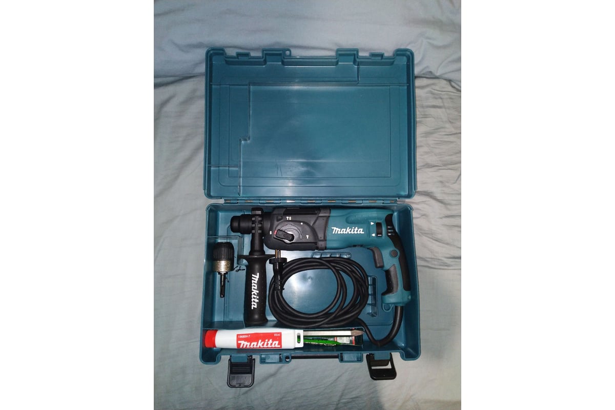 Перфоратор Makita HR2470