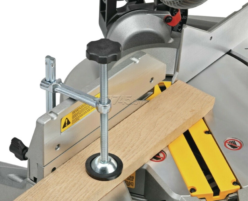 Пила торцовочная DeWalt DWS715-IN