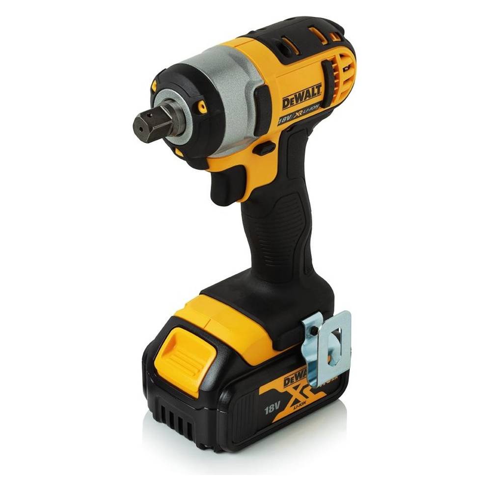 Гайковерт аккумуляторный DeWalt DCF880M2