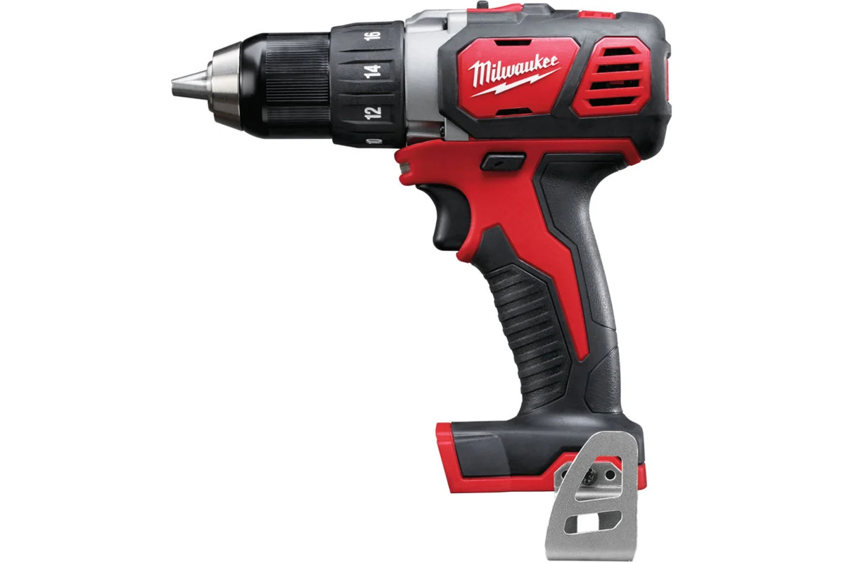 Шуруповерт аккумуляторный Milwaukee M18 BDD-0 (без АКБ и ЗУ)