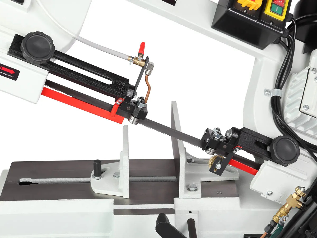 Станок ленточнопильный БЕЛМАШ MBS-712CH/400