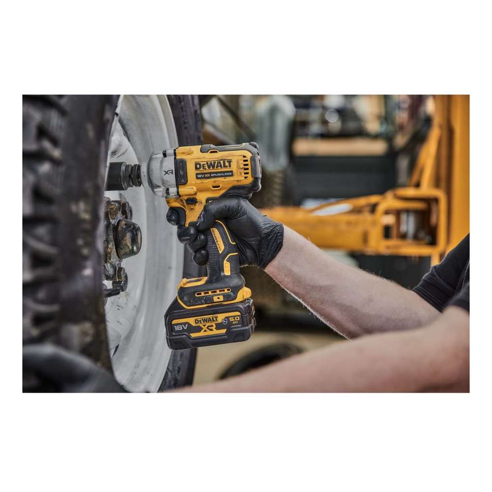 Гайковерт аккумуляторный ударный DeWalt DCF892P2T,кейс